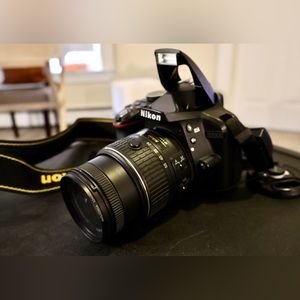 Nikon D3300 DSLR Camera Kit Gently Used